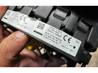 Подушка безопасности водителя 6V0807201AF   Skoda Fabia Mk3 (NJ)