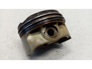 Píst 11257613626, 11257576475 BMW 5 F10 F11 pro benzínový motor 5.0 N63