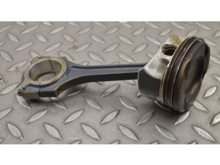 Поршень M 270.910 Mercedes-Benz A W176