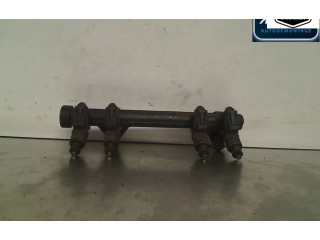 Форсунка 047133321J, 047133321J    Skoda Fabia Mk1 (6Y)  AQW 