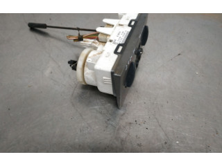 Блок управления климат-контролем 13215936 Opel Meriva A