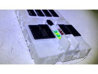 Блок комфорта 10681811 BMW 1 F20 F21