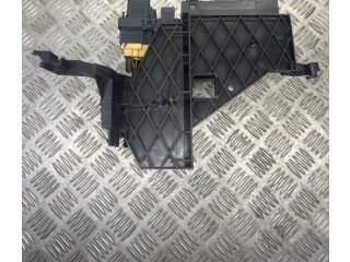 Блок предохранителей  1T1959503C, 1K0937049AD   Volkswagen Caddy    