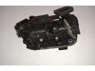 Замок багажника     Volkswagen Golf VII 2013 - 2019 года