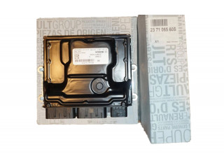 Блок управления двигателя 237106560S Dacia Lodgy