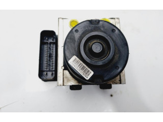 Блок АБС 4S612M110CC Ford Fiesta 2000 - 2001 года