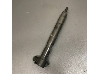 Vstřikovač A6510704987, 28342997 Mercedes-Benz E W212 pro naftový motor 2.1 . .