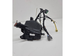 Блок предохранителей 91212J7920 KIA Ceed