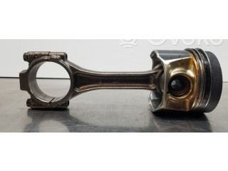 Поршень DDY 04L107065AM001, 03L105401A Skoda Octavia Mk3 (5E)