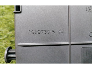 Блок предохранителей  281197595, 281197595   Peugeot 5008    