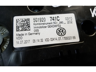 Панель приборов 5G1920741C Volkswagen Golf VII