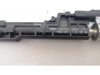 Vstřikovač 7645956   Alpine B3 B4 B5 B6 E90 E91 E92 E93  pro benzínový motor 4.4  