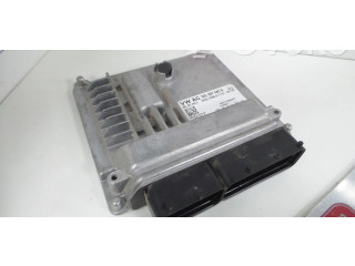 Блок управления двигателя 04L907445G Audi Q2 -
