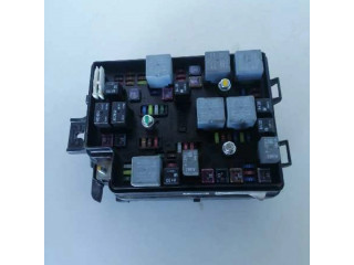 Блок предохранителей 95180488   Chevrolet Aveo    