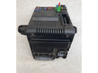 Блок предохранителей 30765646, 06W133   Volvo V70    