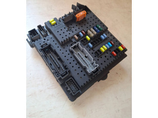 Блок предохранителей 30786646, 07W052 Volvo S60