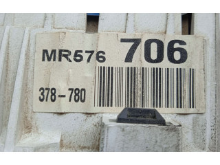Панель приборов MR576706 Mitsubishi Montero
