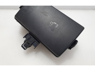 Блок предохранителей  5Q0907361C, 63512835   Volkswagen Golf VII    