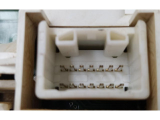 Přístrojová deska Mitsubishi L200 2005 8100B332