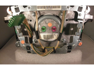 Подушка безопасности водителя 30698044, 30698044   Volvo V70