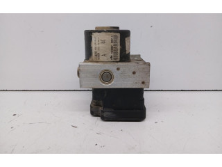 Блок АБС 4S612M110CC   Ford  Fiesta  2000 - 2001 года