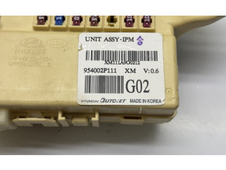 Блок предохранителей 954002P111, 954002P111 KIA Sorento