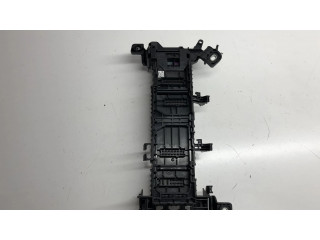 Pojistková skříňka 2465400340 Mercedes-Benz A W176 2013