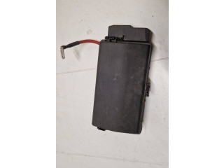 Блок предохранителей 13275881   Saab 9-5    