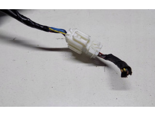 Зеркало электрическое Honda FR-V 2004 - 2009 года