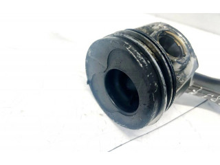 Поршень с шатуном Skoda Fabia Mk1 (6Y)