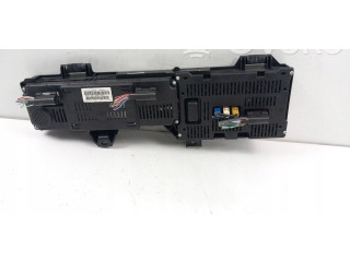 Дисплей       Renault Scenic III -  Grand scenic III