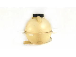 Расширительный бачок охлаждающей жидкости    