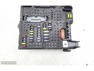 Блок предохранителей 28017881   Volvo XC90    