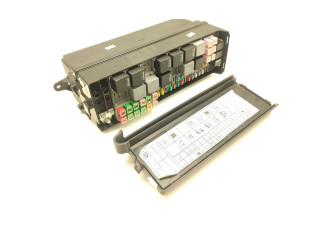 Pojistková skříňka 8H32-14290-AAA, 273530310 Land Rover Range Rover Sport L320 2009