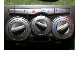 Блок управления климат-контролем    Daihatsu Sirion