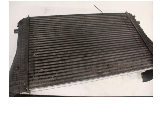 Интеркулер  BEHR, 1KO145803   Volkswagen Touran I 