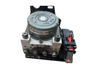 Блок АБС 3Q0614517T, 001310022006 Skoda Octavia Mk3 (5E) 2013 - 2019 года