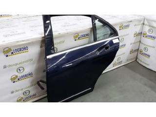 Задняя дверь