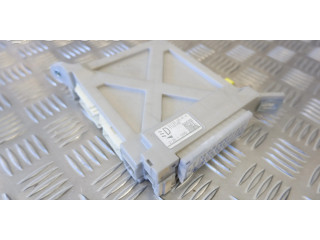   Pojistková skříňka 8273030L40   Lexus GS 250 350 300H 450H 2013