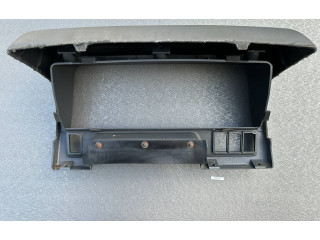 Přístrojová deska Nissan Patrol Y60 1989 6824001J01