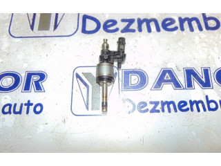 Топливная рампа 05C133320A   Skoda Scala  