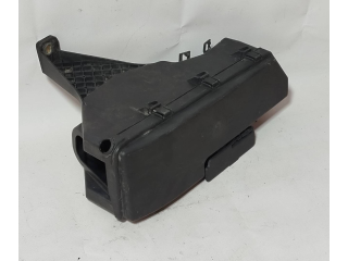 Ящик предохранителей (комплект) 9494210 Volvo V70