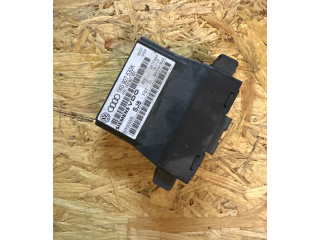 Модуль управления gateway Skoda Octavia Mk2 (1Z) 2004 - 2013 года 1K0907530K, 5WK50000B