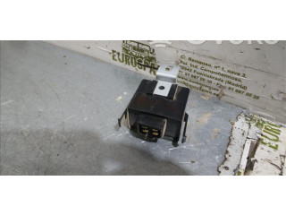 Блок предохранителей MD142382 Mitsubishi L200