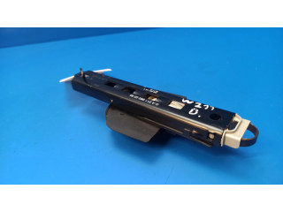 Регулятор высоты ремня безопасности