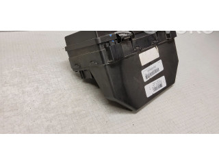 Блок предохранителей  68089320AD, WK032040I3   Jeep Grand Cherokee    