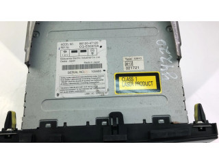 Радио/ проигрыватель CD/DVD / навигация