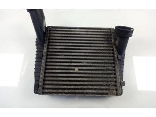 Интеркулер 7L0145803A Porsche Cayenne (9PA)