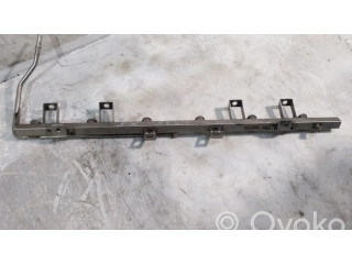 Vstřikovací lišta 143982702 BMW X5 E53 pro benzínový motor 3.0 0935