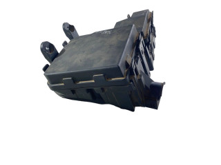 Блок предохранителей 243826FL0A Nissan Rogue